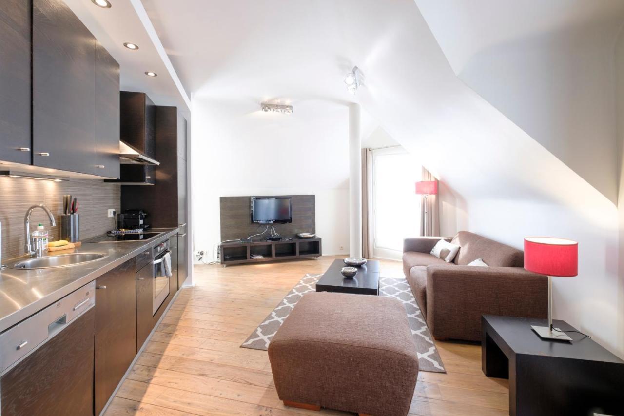 The Parliament Flats Apartment Brussels Exterior photo